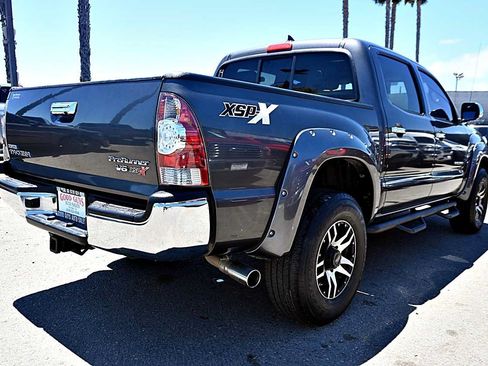 Used 2014 Toyota Tacoma PreRunner w/ SR5 Package RWD image 7