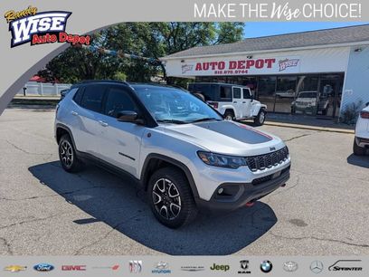 Used 2025 Jeep Compass Trailhawk