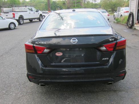 Used 2019 Nissan Altima 2.5 SV image 4