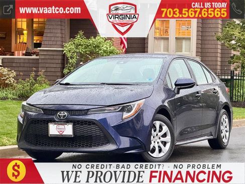 Used 2021 Toyota Corolla LE FWD image 1