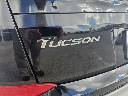 Used 2017 Hyundai Tucson Sport image 34