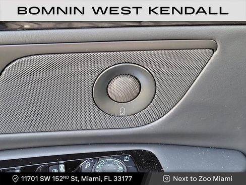 Used 2024 Lincoln Nautilus Reserve w/ Equipment Group 202A image 28