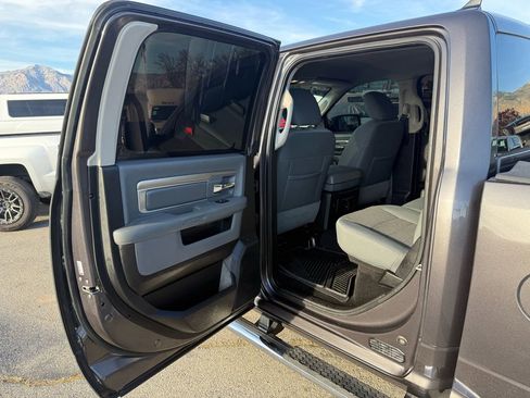 Used 2015 RAM 1500 Big Horn AWD/4WD image 34
