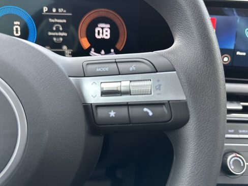 New 2026 Hyundai Tucson SE image 19