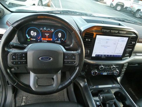 Used 2021 Ford F150 Lariat w/ Equipment Group 502A High AWD/4WD image 4