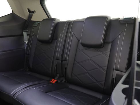 New 2026 Volkswagen Atlas SE image 13