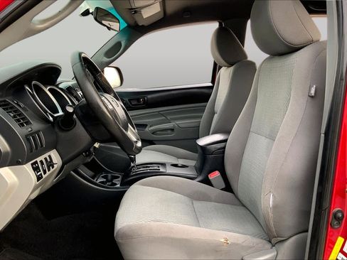 Used 2012 Toyota Tacoma PreRunner w/ Convenience Pkg RWD image 7