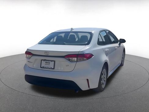 Used 2025 Toyota Corolla LE image 14