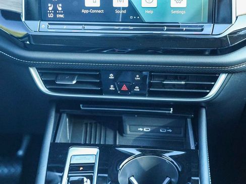 New 2026 Volkswagen Atlas SE image 21