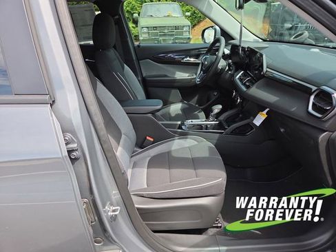 New 2026 Chevrolet TrailBlazer LT w/ Convenience Package AWD/4WD image 14