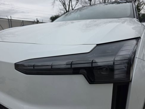 Certified 2025 Volvo EX30 Ultra image 41