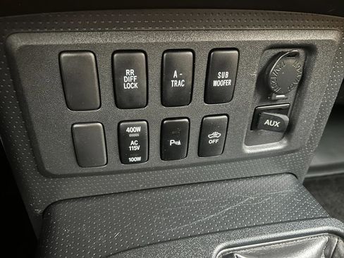 Used 2007 Toyota FJ Cruiser 4WD image 19