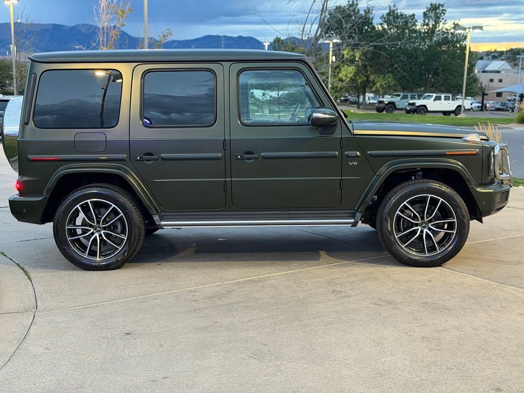 Used 2024 Mercedes-Benz G 550 image 8
