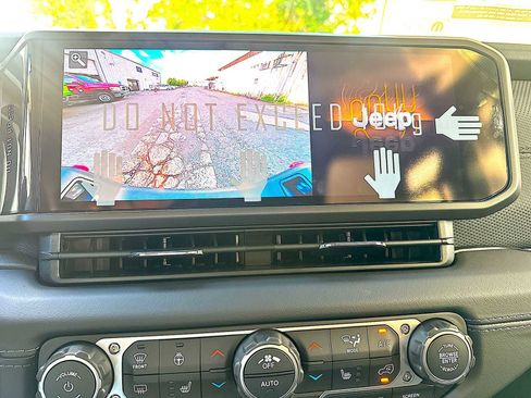 New 2026 Jeep Gladiator Mojave w/ Dual Top Group image 21