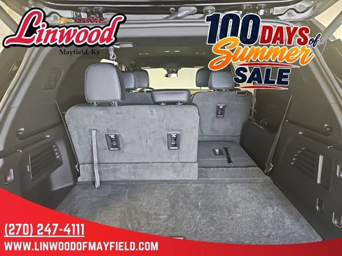 Used 2026 Chevrolet Traverse LT AWD/4WD image 13