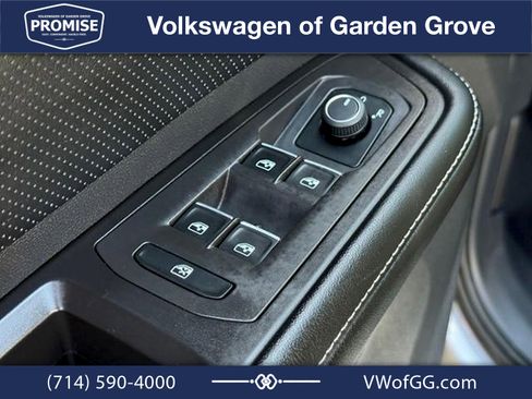 Used 2024 Volkswagen Atlas SE FWD image 11