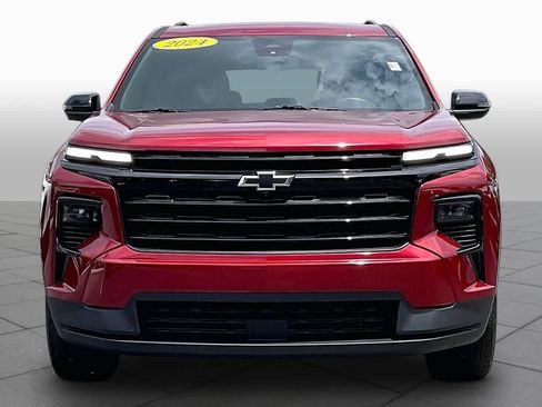 Used 2024 Chevrolet Traverse LT w/ Midnight/Sport Edition FWD image 4