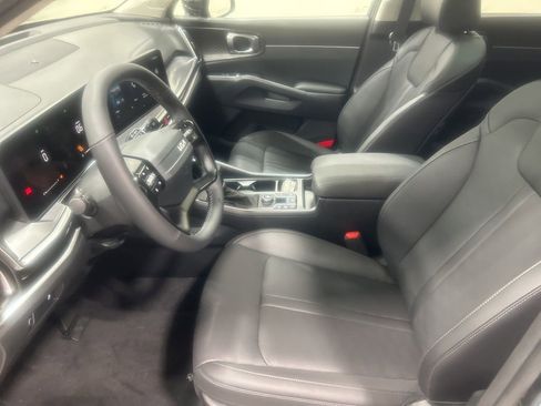 New 2026 Kia Sorento S w/ S Panoramic Sunroof Package FWD image 10