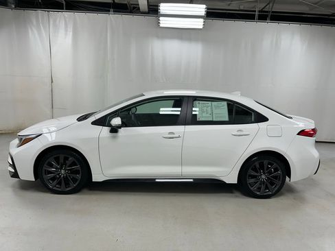 Used 2024 Toyota Corolla SE FWD image 8