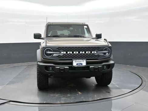Certified 2025 Ford Bronco Badlands image 19