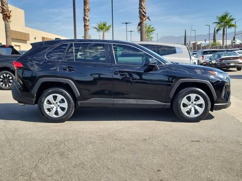 Used 2022 Toyota RAV4 LE AWD/4WD image 34