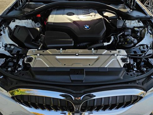 Certified 2022 BMW 330i xDrive Sedan w/ Premium Package 2 image 24