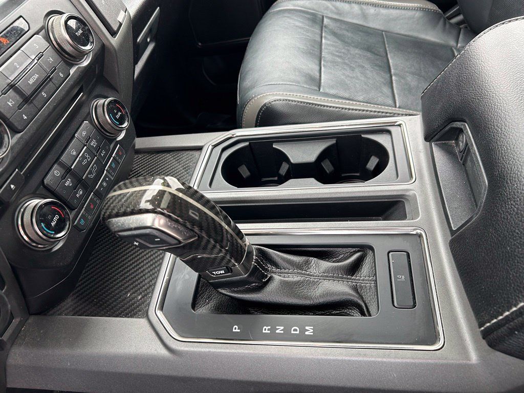 Used 2017 Ford F150 Raptor w/ Equipment Group 802A Luxury AWD/4WD image 19