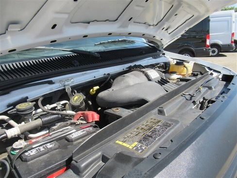 Used 2016 Ford E-350 and Econoline 350 Super Duty image 24