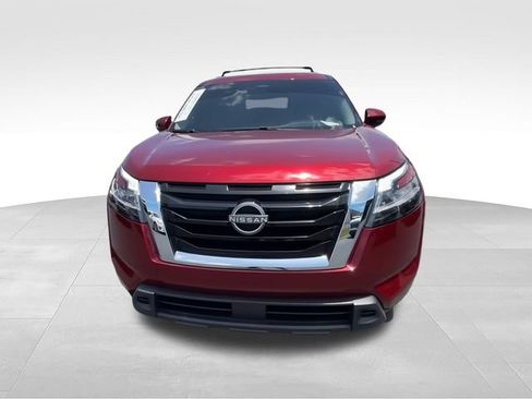 Certified 2022 Nissan Pathfinder SV FWD image 3