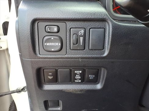 Used 2011 Toyota 4Runner Limited AWD/4WD image 21