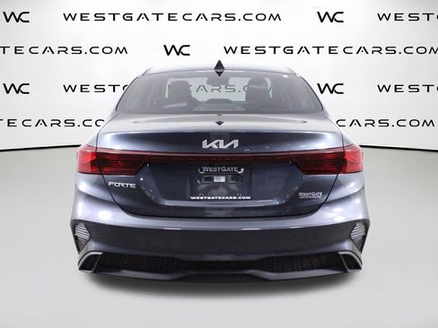 Used 2023 Kia Forte LXS w/ LXS Technology Package image 7