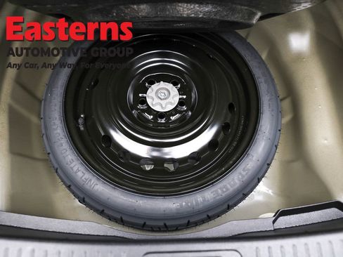 Used 2024 Toyota Corolla LE FWD image 21