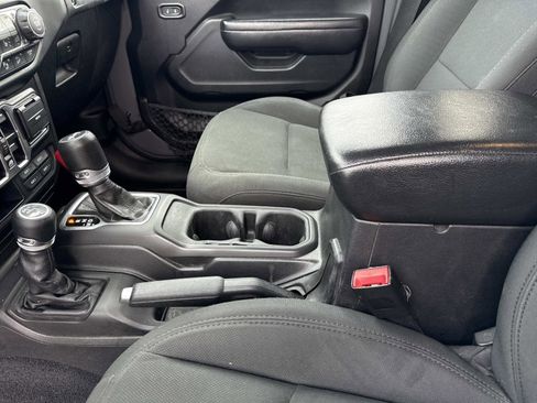 Used 2020 Jeep Wrangler Unlimited Sport S image 14