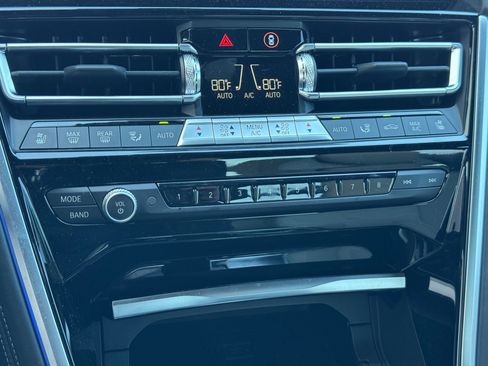 Used 2023 BMW M850i xDrive Coupe image 28