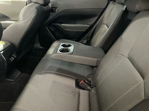 Used 2024 Subaru Crosstrek 2.0i Premium AWD/4WD image 5