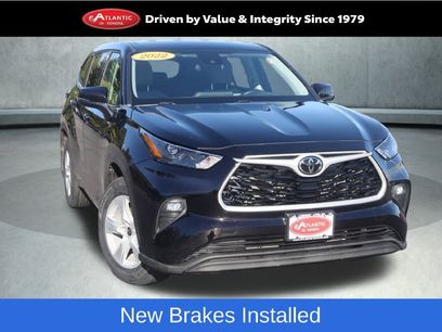 Used 2022 Toyota Highlander LE
