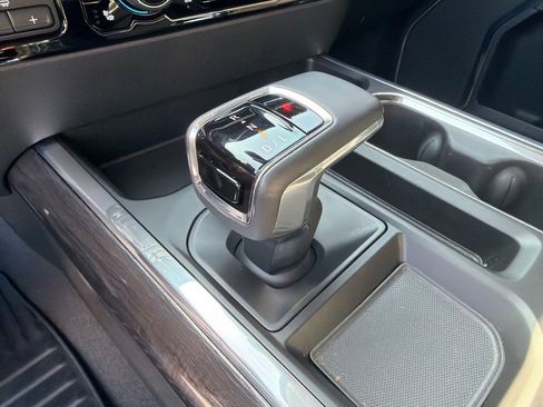 Used 2024 Chevrolet Silverado 1500 LTZ RWD image 31