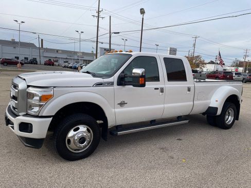 Used 2015 Ford F350 Platinum image 6