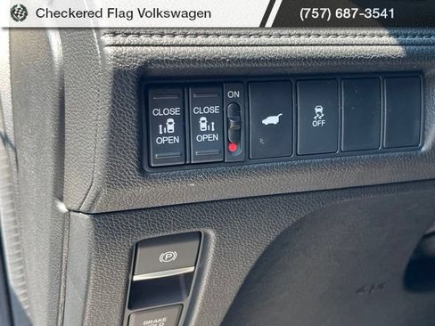 Used 2025 Honda Odyssey EX-L image 16