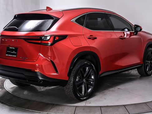 Used 2024 Lexus NX 450h+ AWD w/ Vision Package image 7