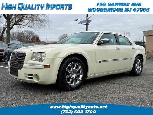 Used 2009 Chrysler 300 C image 3