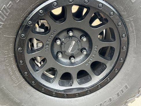 Used 2023 Ford F150 Raptor AWD/4WD image 12