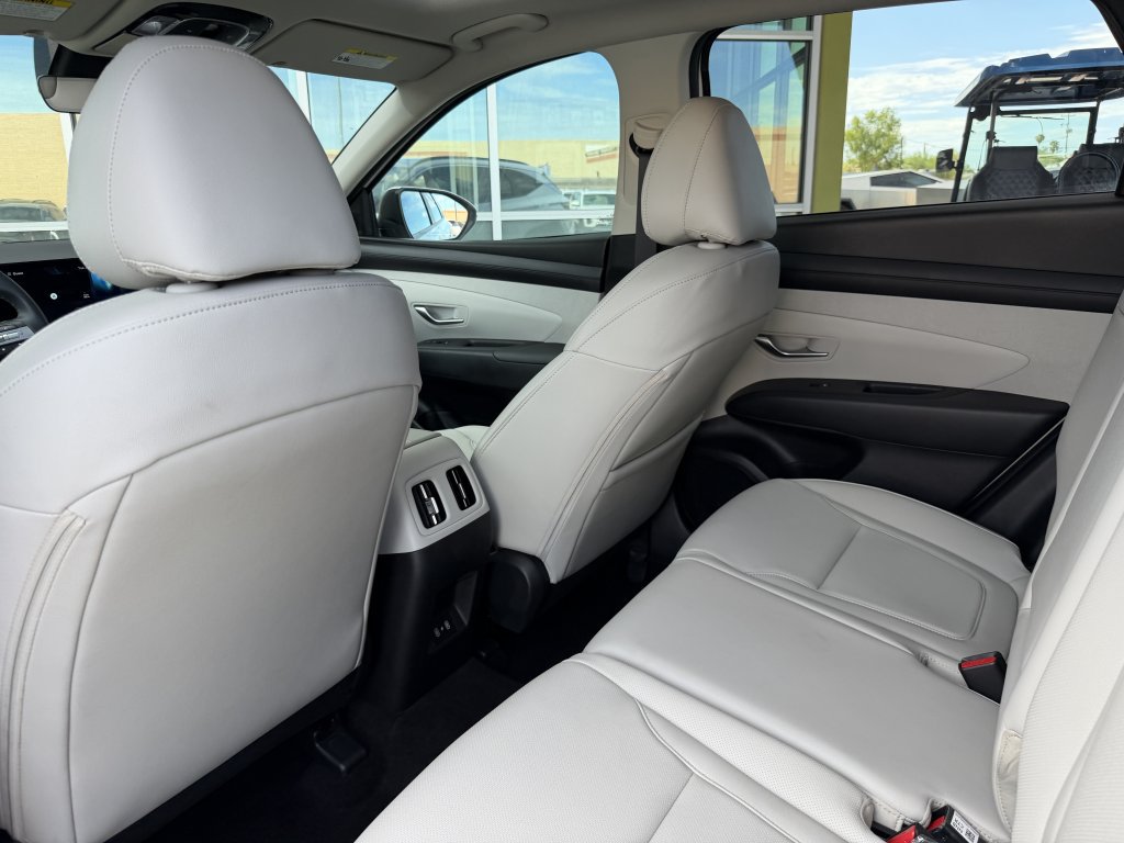 Used 2026 Hyundai Tucson SEL FWD image 32