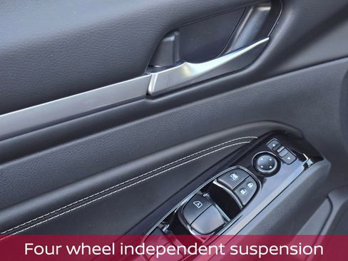 Used 2023 Nissan Altima 2.5 SL image 15