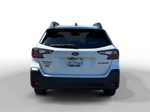 Used 2023 Subaru Outback Onyx Edition image 4