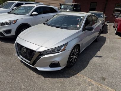 Used 2022 Nissan Altima 2.0 SR