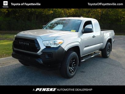 Used 2017 Toyota Tacoma SR