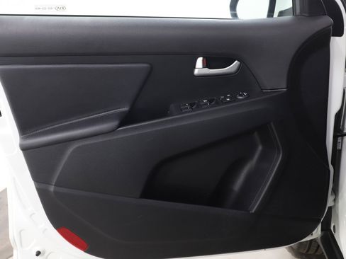 Used 2016 Kia Sportage LX image 20