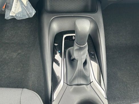 Used 2026 Toyota Corolla LE image 20