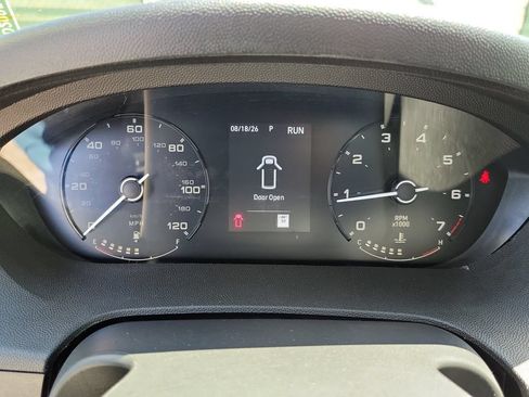 Used 2025 RAM ProMaster 2500 w/ Convenience Group FWD image 18